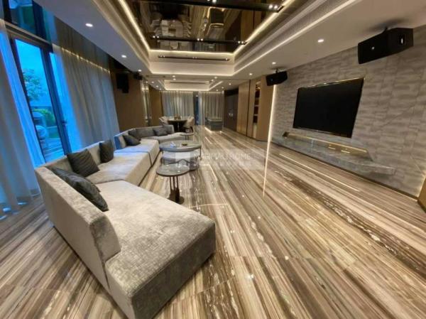 東方海岸第一座高層A