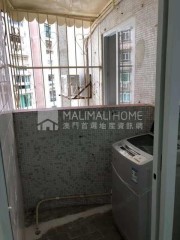 南新花園06座高層3+1