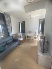 尚巒高層L 連車位租