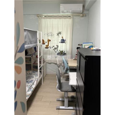 寶龍花園銀龍閣中層 AI