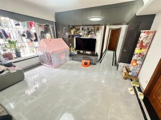 南新花園01座高層C4房2廁🈴銀行估突100萬‼️靚裝