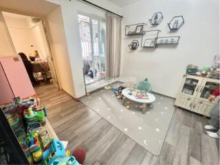 綠楊花園04-利和閣高層雙花籠兩房