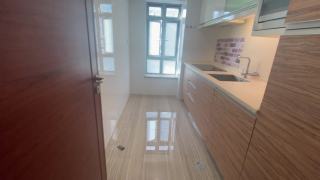 南灣壹號01座高層12樓D單位 湖景、明廁、開揚、大單邊 全新 免佣‼️免佣‼️