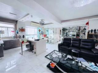 華寶花園01座低層☎️