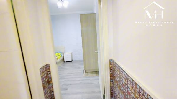 夏氏大廈中層獨家