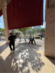 金苑大廈01座地下美高梅對面旺鋪 🔑