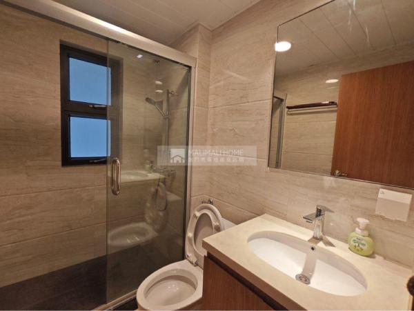 澳地豪庭1座中層C