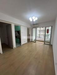 宏建大廈低層🈶🔑有匙，B