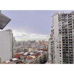 栢威大廈01座中層 F