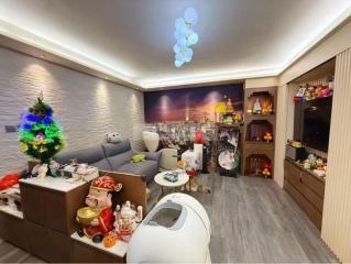 海灣花園中層。