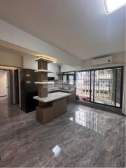 雅新大廈G-L座高層I