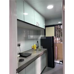 京華大廈新裝大露台145萬