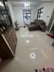 海冠中心中層泗正