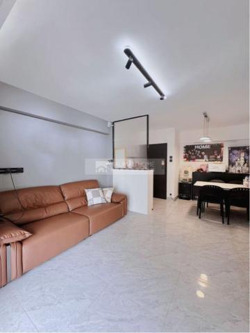 海灣花園海皇閣海境 靚裝修 裝修左60萬 水電全新 新裝幾年 全屋有窗 露台 有不銹鋼花籠🉐可完美間三房 開揚光猛 泗正 主人房單邊窗 可傾交吉