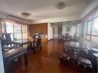 湖景花園中層大單位😍有露台