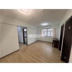 泉福新邨偉展閣低層.