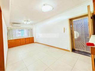 栢蕙花園01座中層｜2房｜F