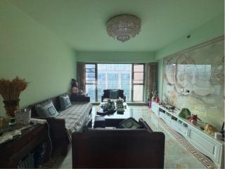 皇族高層66870722 鄭小姐