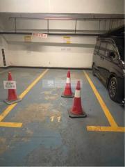 時代商業中心地下