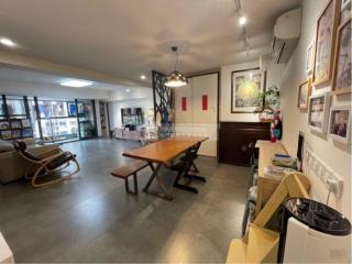 華寶花園06座中層.