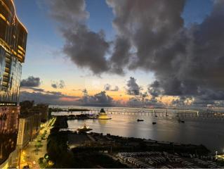 壹號湖畔07座☑️高層☑️新裝修☑️海景🉐2房2廁🧧還價即走 