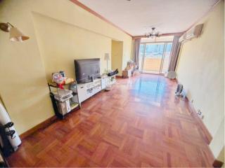 寶誠大廈✨培正隔離 中層❗️東南 有電梯C